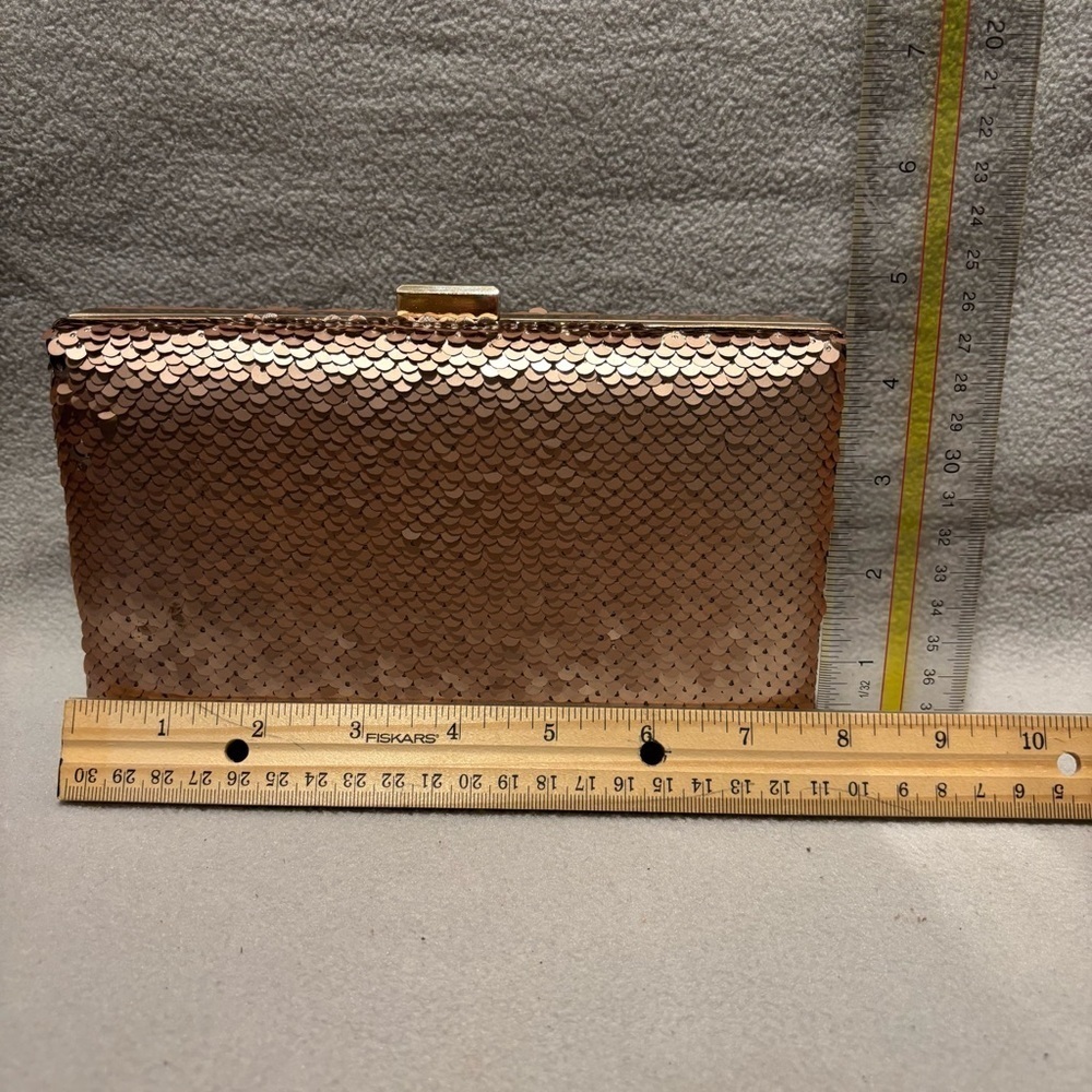 Urban Expressions Sequin Rose Gold Vegan Leather Clutch Snap Closure Chain Strap - Picture 3 of 7